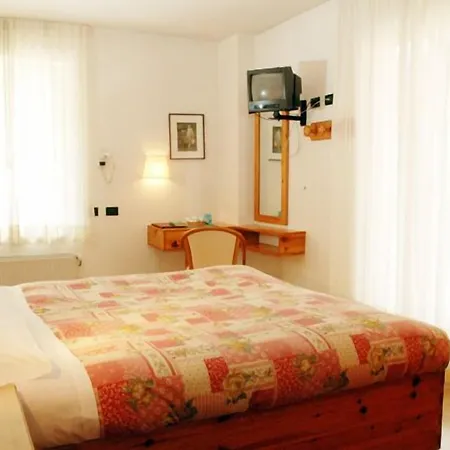 Laurino Hotel 3*